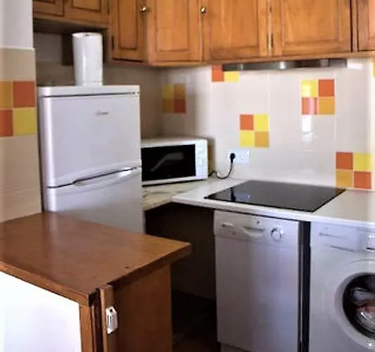 Apartment Sunny Close To The