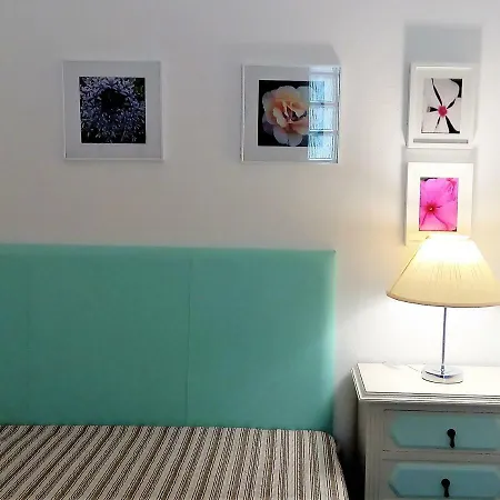 Apartment Sunny Close To The